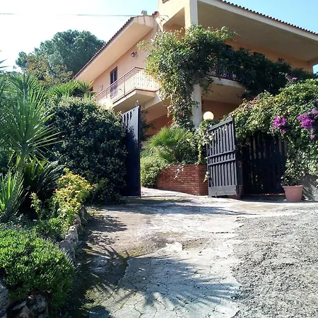 Apartment Casa Degli Oleandri *